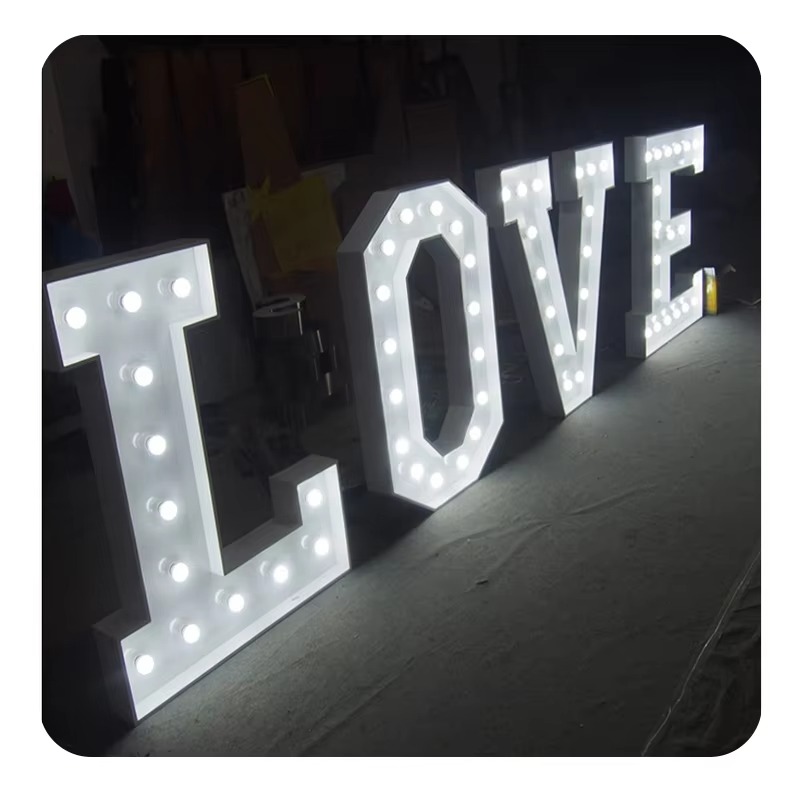 Light Up Letters Marquee - Dekor „Marry Me Lights“-Festzelt, Buchstabe 3