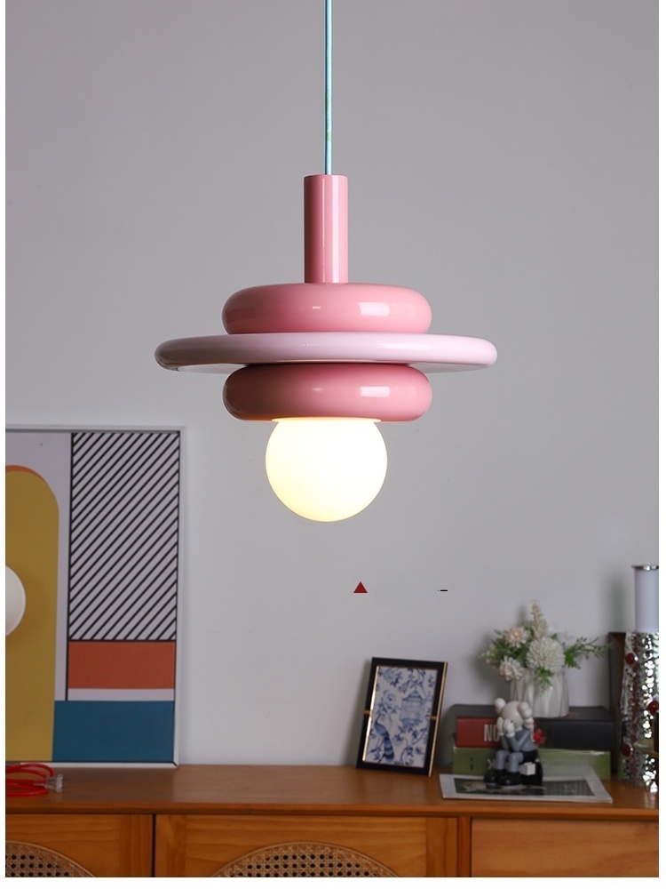 Colour Changing Bulb - Minimalistischer Macaron-Kronleuchter, Rosa Glas-Pendelleuchte, Sanfte Pastellfarben