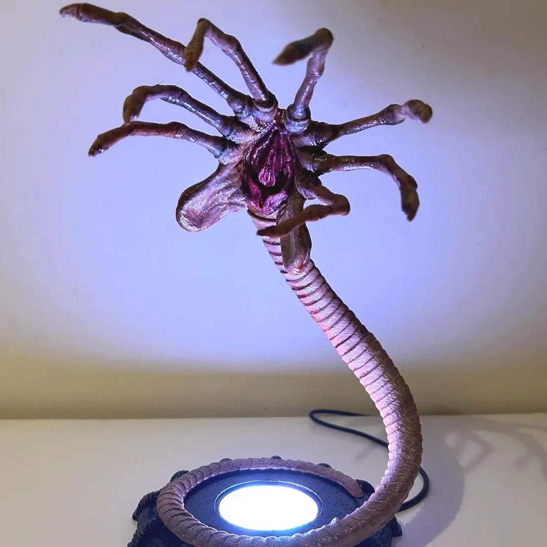 Alien Facehugger Lampe Nachtli – Lighting Decor For Home Bewertung und Preis
