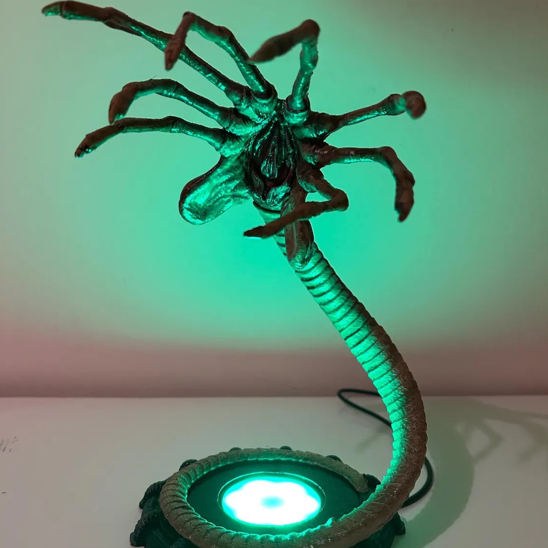 Alien Facehugger Lampe Nachtli – Lighting Decor For Home Bewertung und Preis