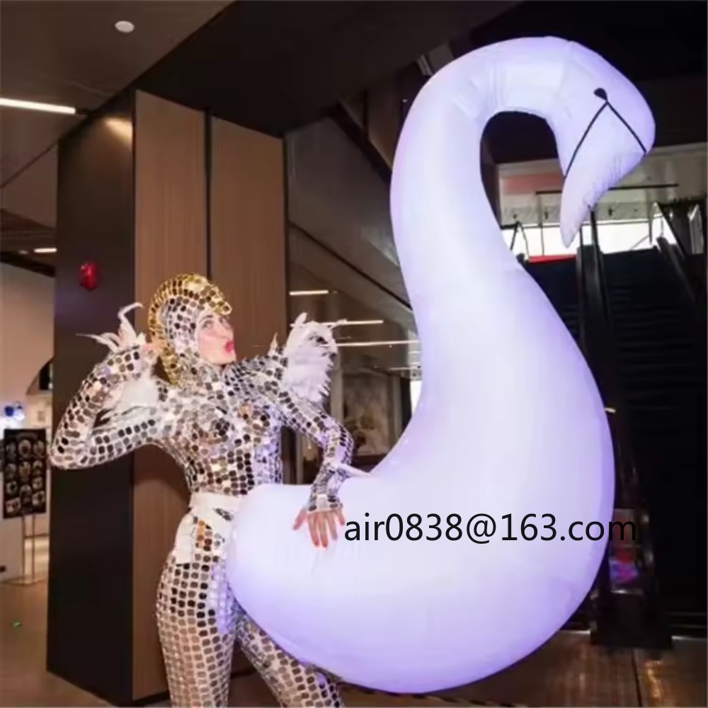 Tragbares aufblasbares Schwane – Decor Lighting The Parade Bewertung und Preis